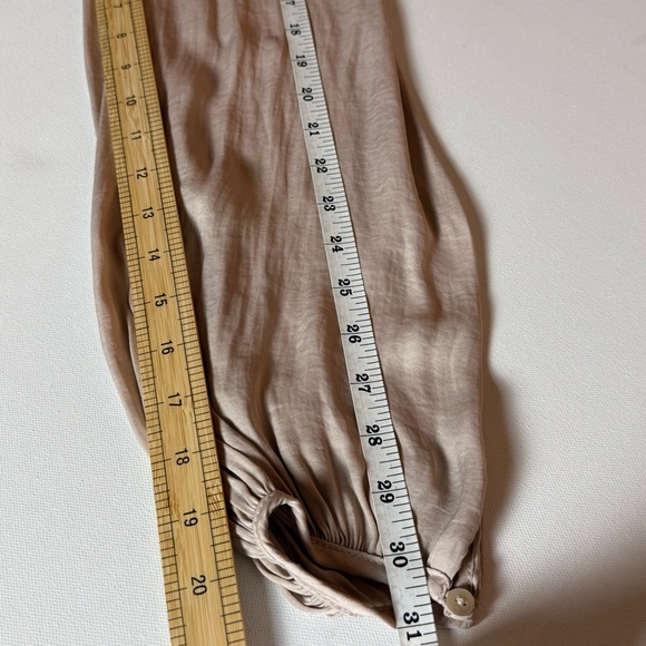 Intimately Free People Blush Pink Long Sleeve Bodysuit Boho Smocked Medium - Picture 9 of 9